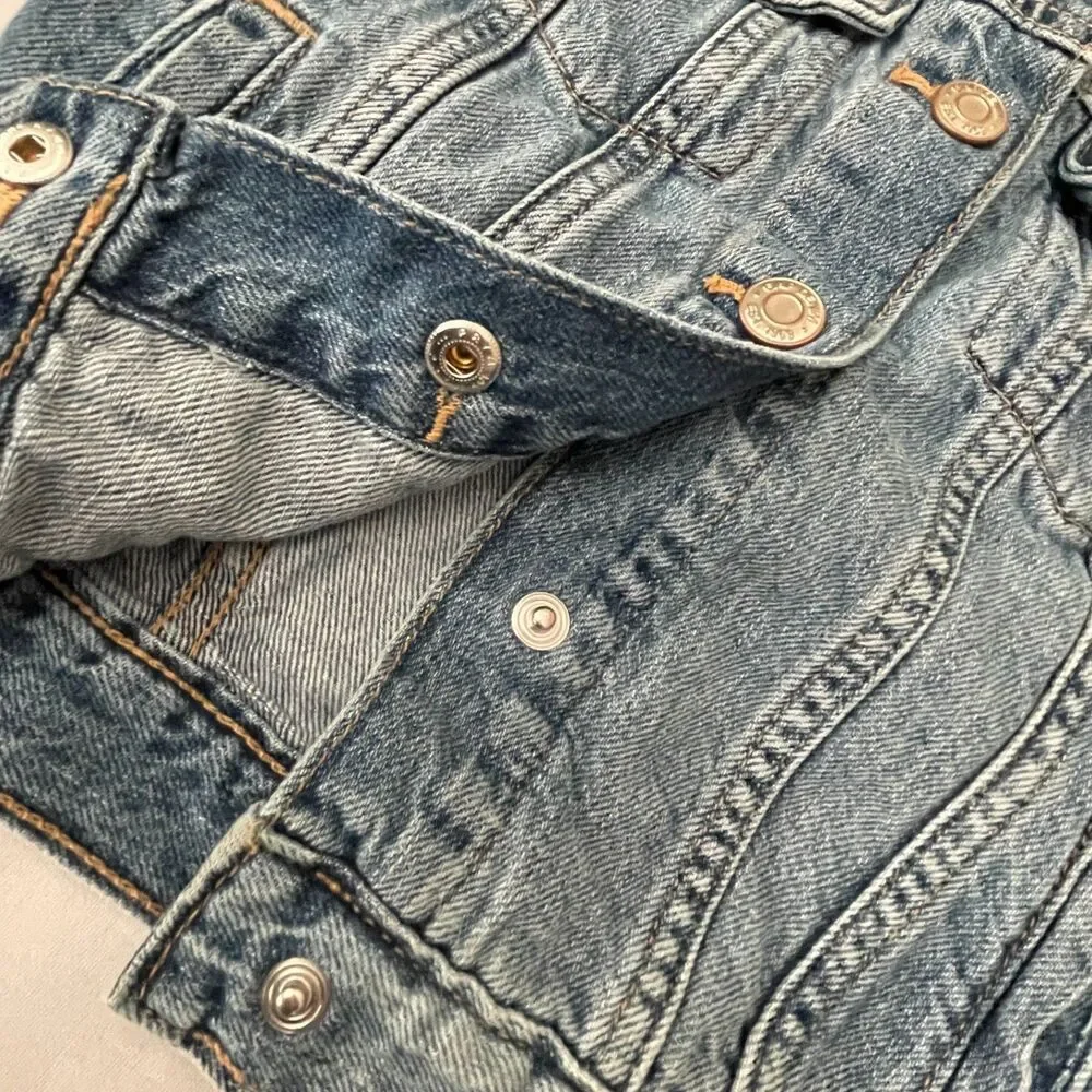 ~ Gap Kids S Jean Jacket Snaps Medium Wash Pockets Denim Cotton Blue Soft Unisex